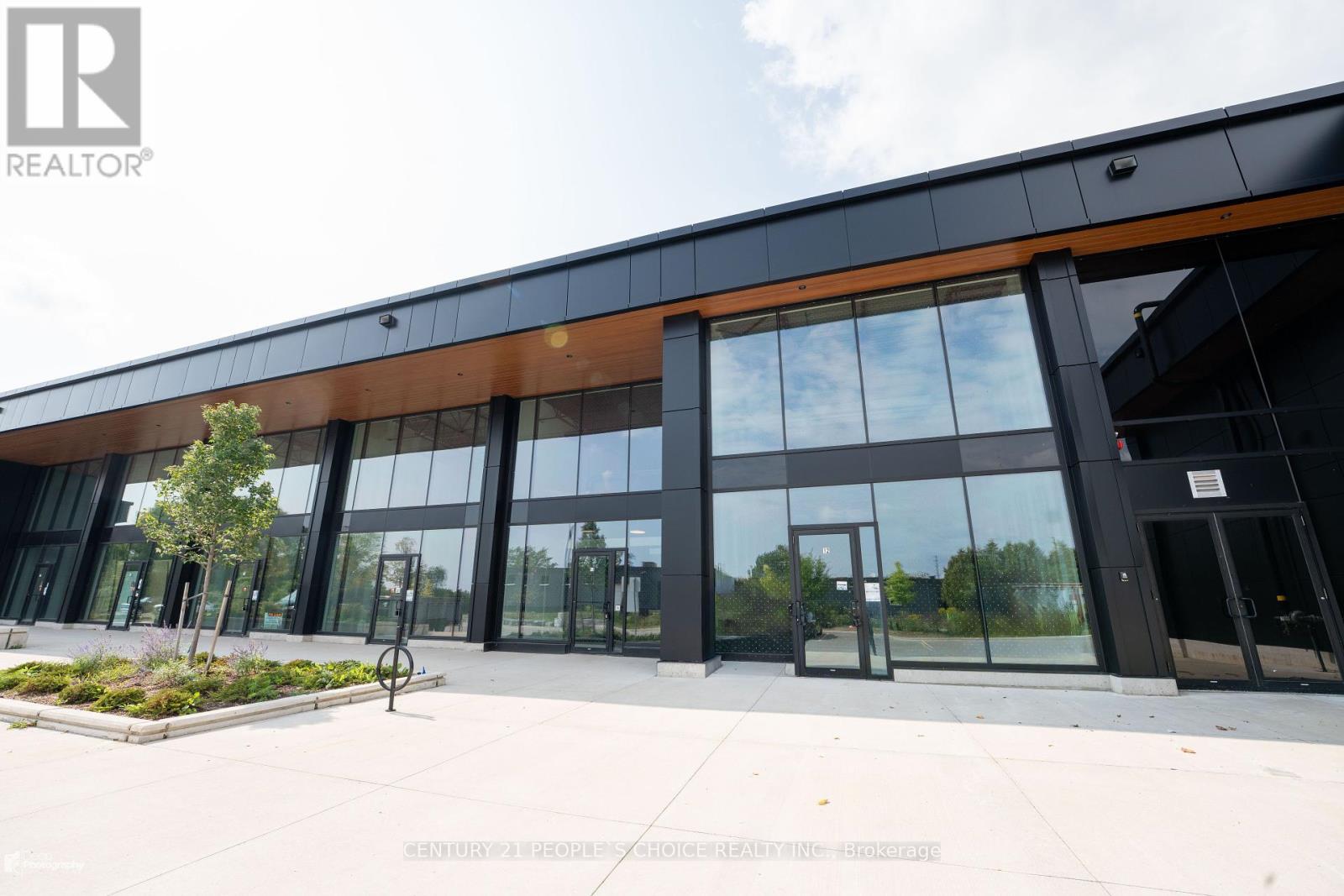 Photo 2 of 12 530 Speers Road, Oakville ON