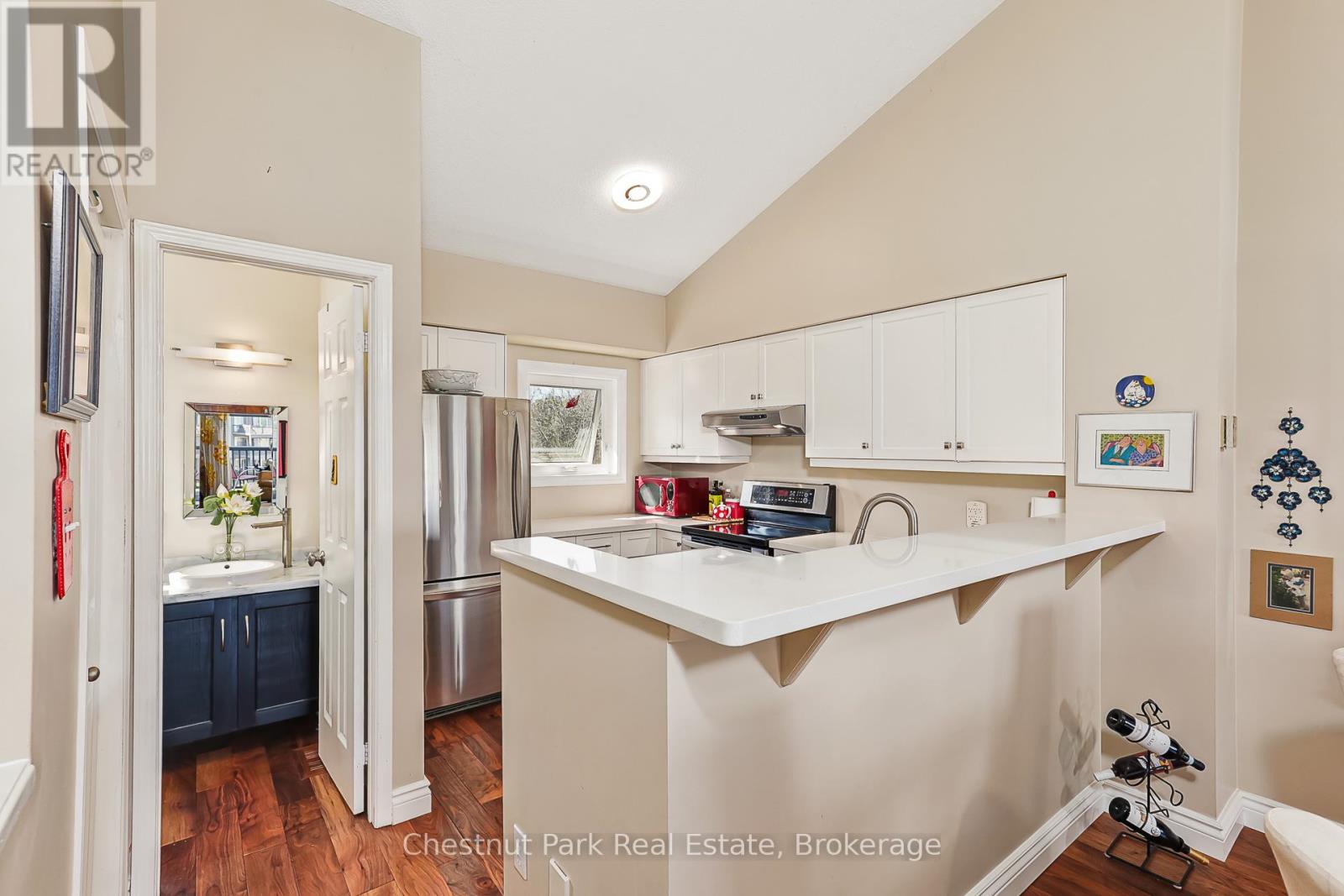 Photo 13 of 714 Johnston Park Avenue, Collingwood ON
