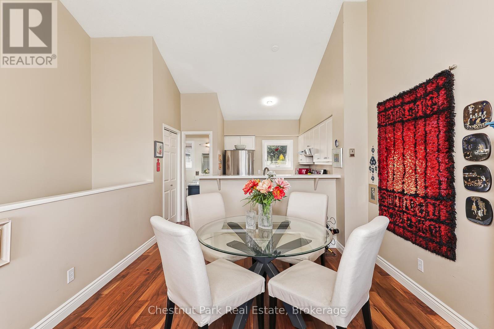 Photo 11 of 714 Johnston Park Avenue, Collingwood ON