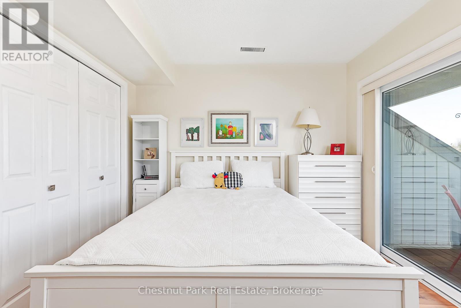 Photo 24 of 714 Johnston Park Avenue, Collingwood ON