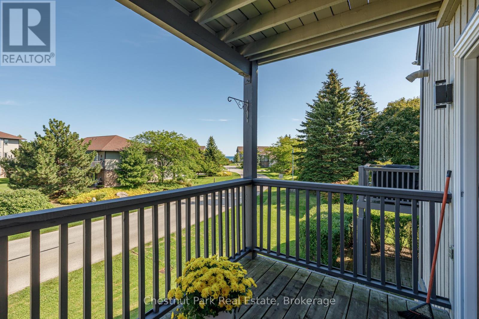 Photo 36 of 714 Johnston Park Avenue, Collingwood ON