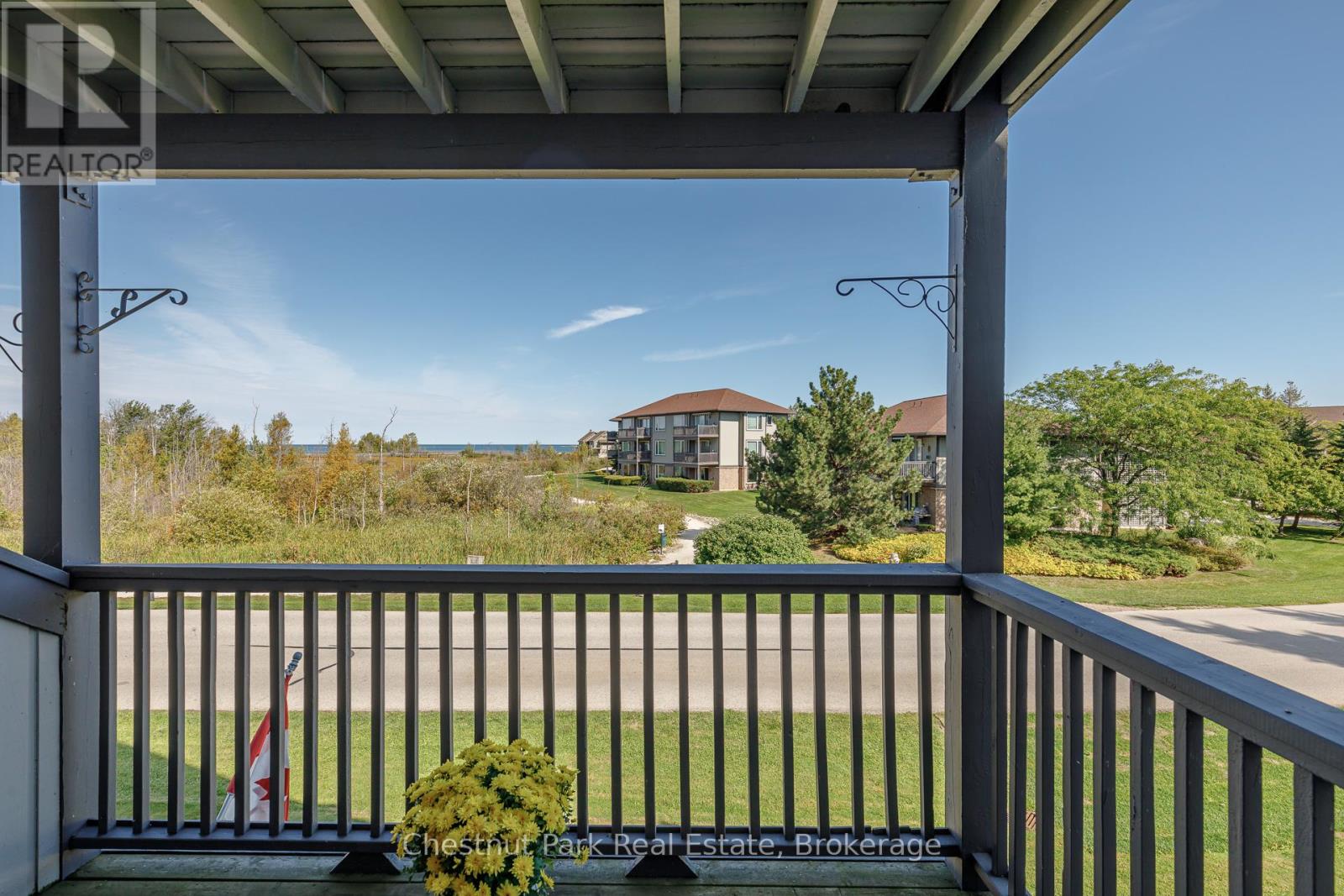 Photo 35 of 714 Johnston Park Avenue, Collingwood ON