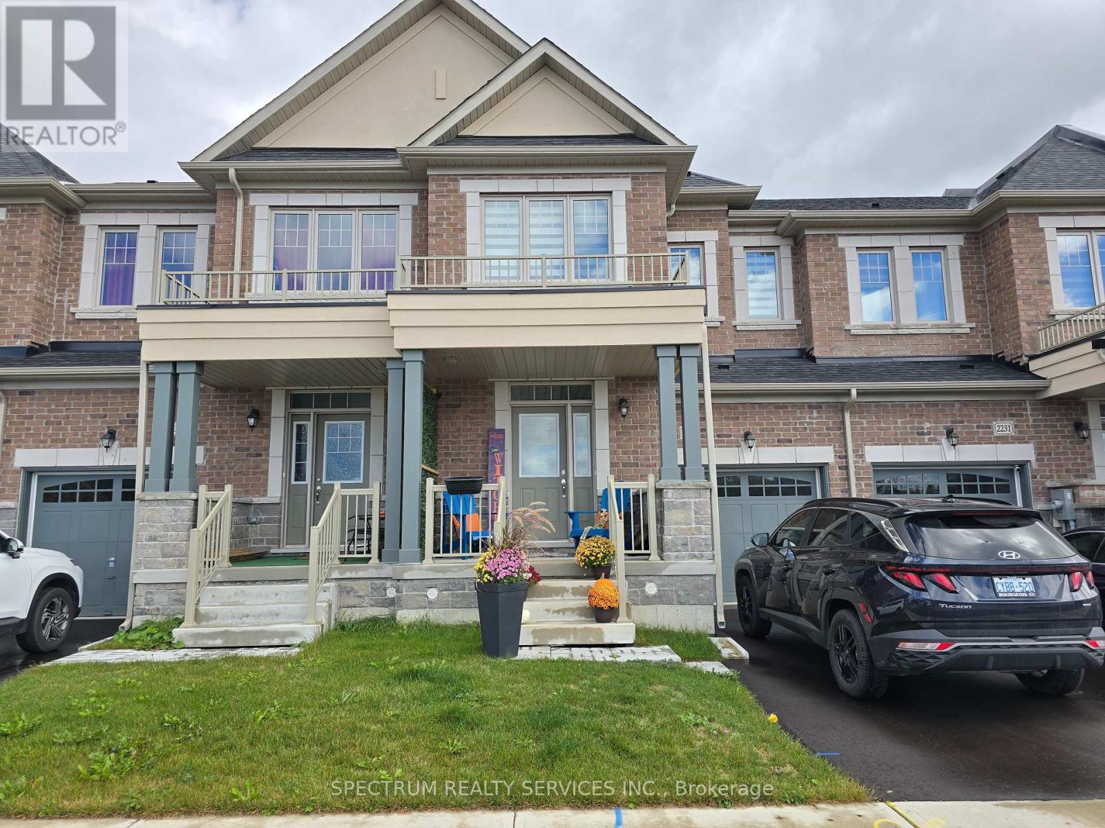 Photo 1 of 2233 Grainger Loop, Innisfil ON