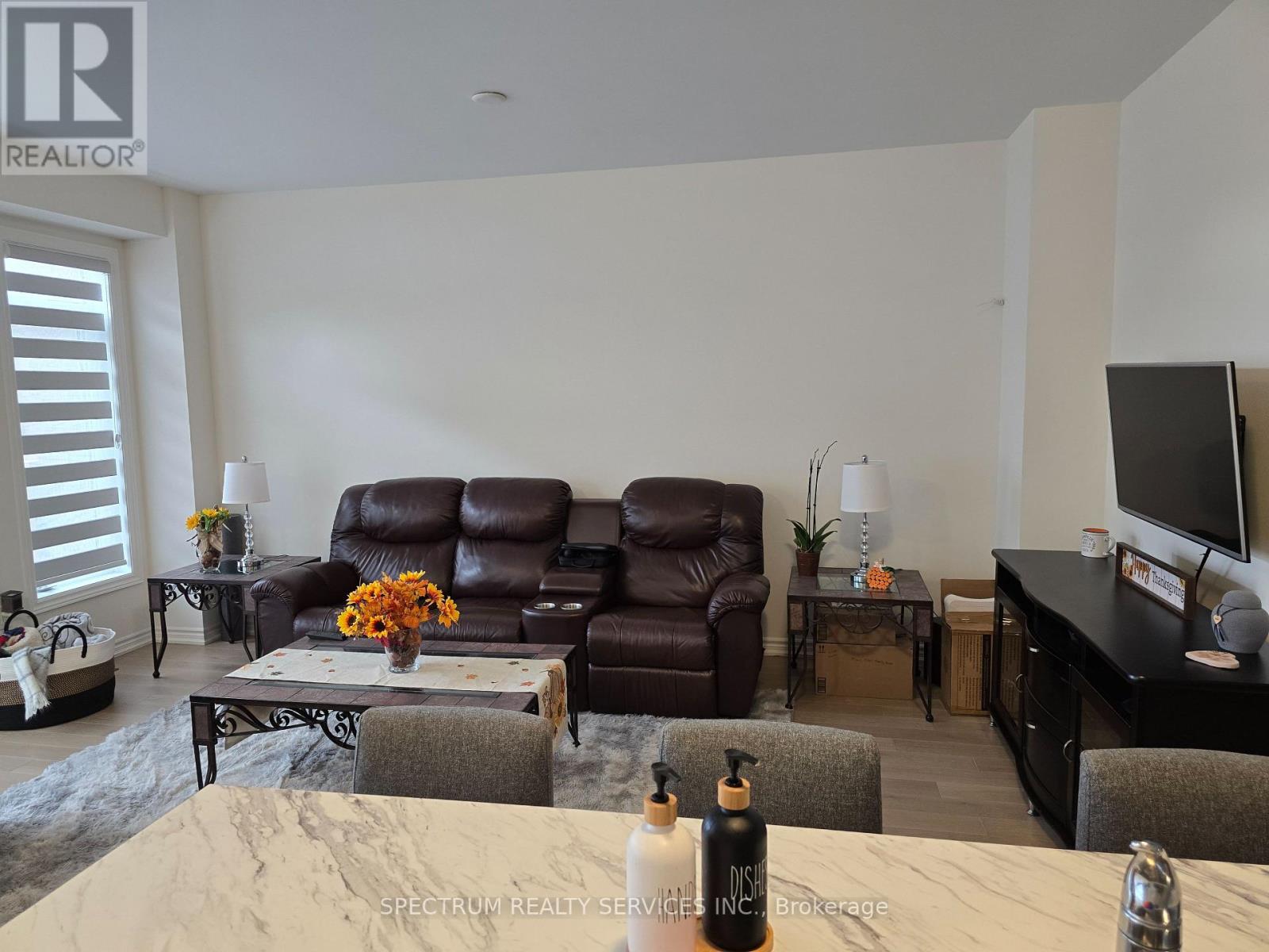 Photo 20 of 2233 Grainger Loop, Innisfil ON