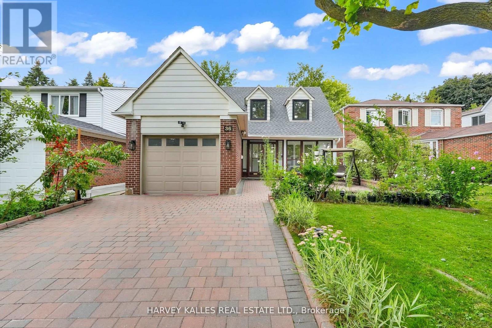 Photo 1 of 36 Aberfeldy Crescent, Markham ON