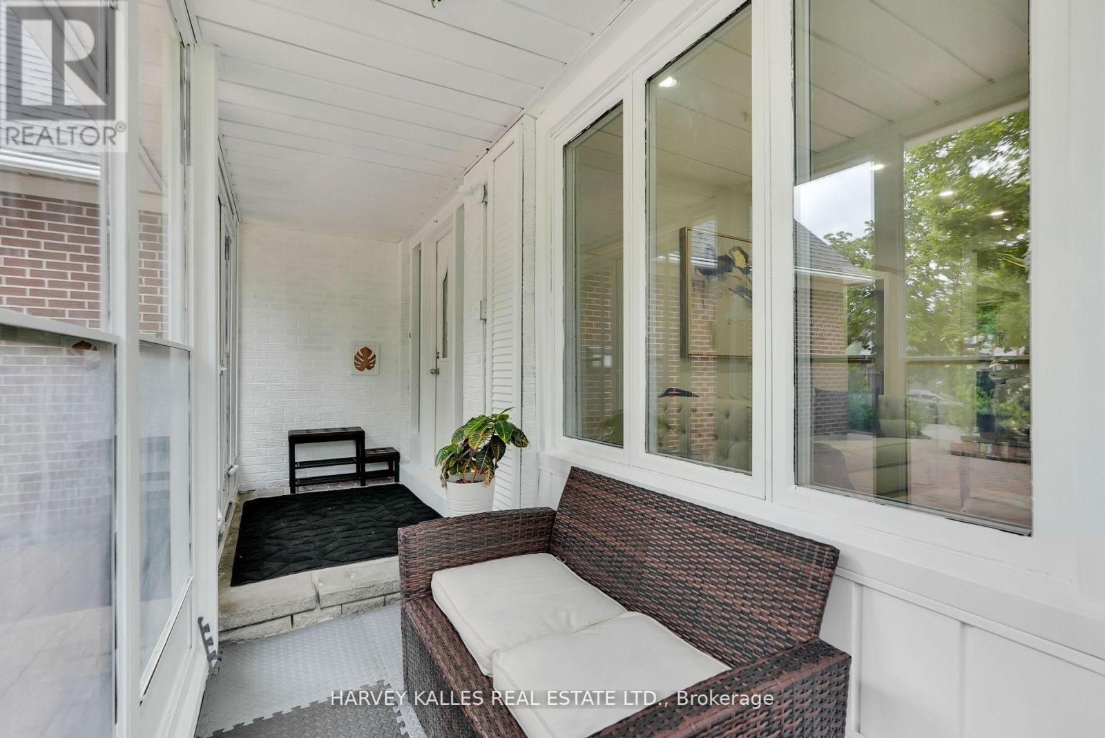 Photo 35 of 36 Aberfeldy Crescent, Markham ON