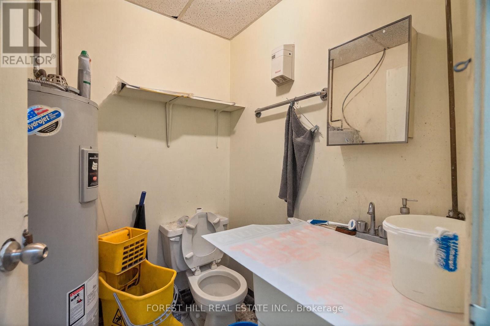 Photo 11 of 15 2354 Major Mackenzie Drive N, Vaughan ON