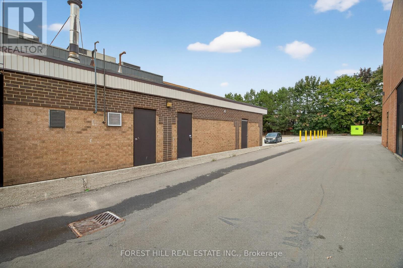 Photo 18 of 15 2354 Major Mackenzie Drive N, Vaughan ON
