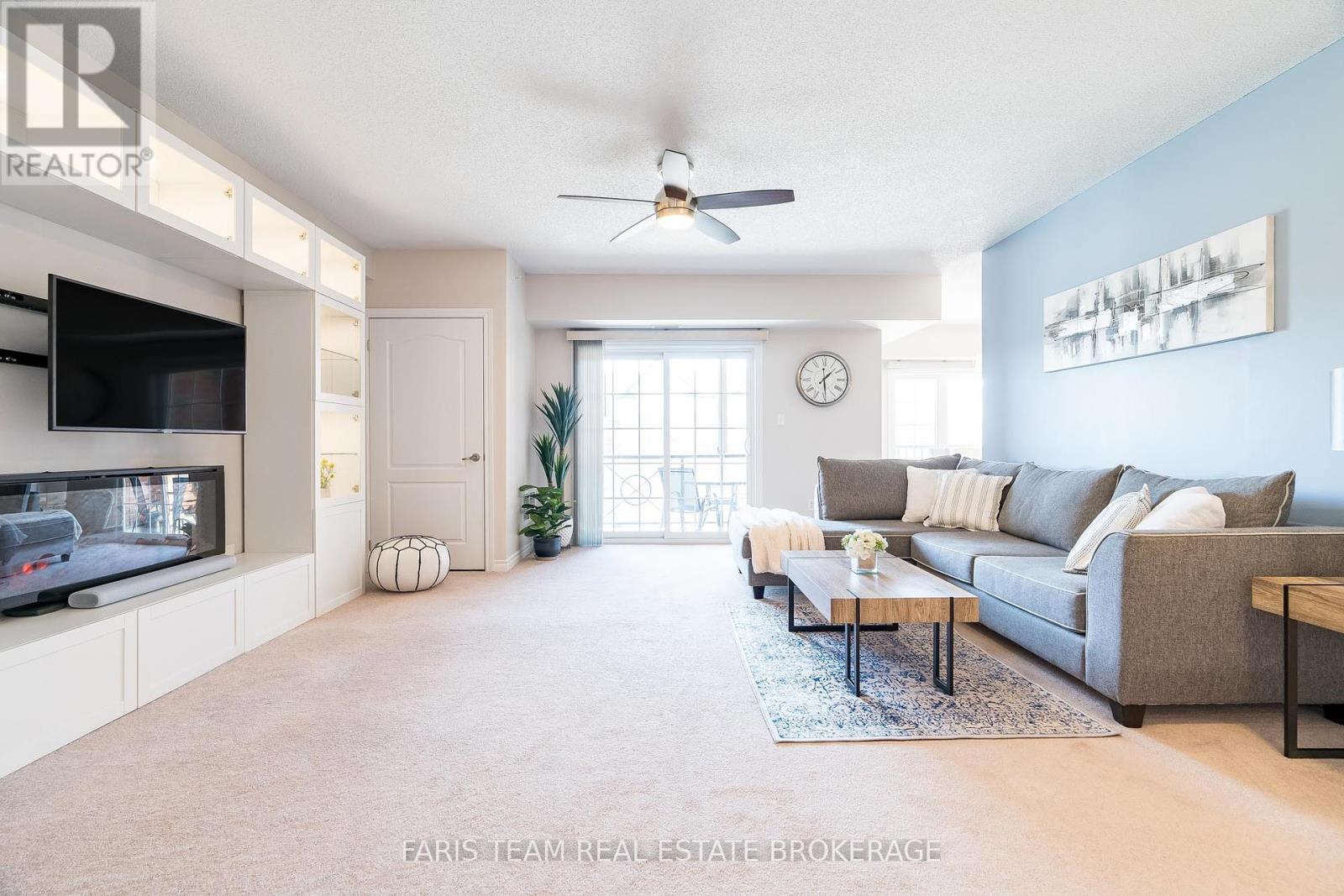 Photo 12 of 301 39 Ferndale Drive S, Barrie ON