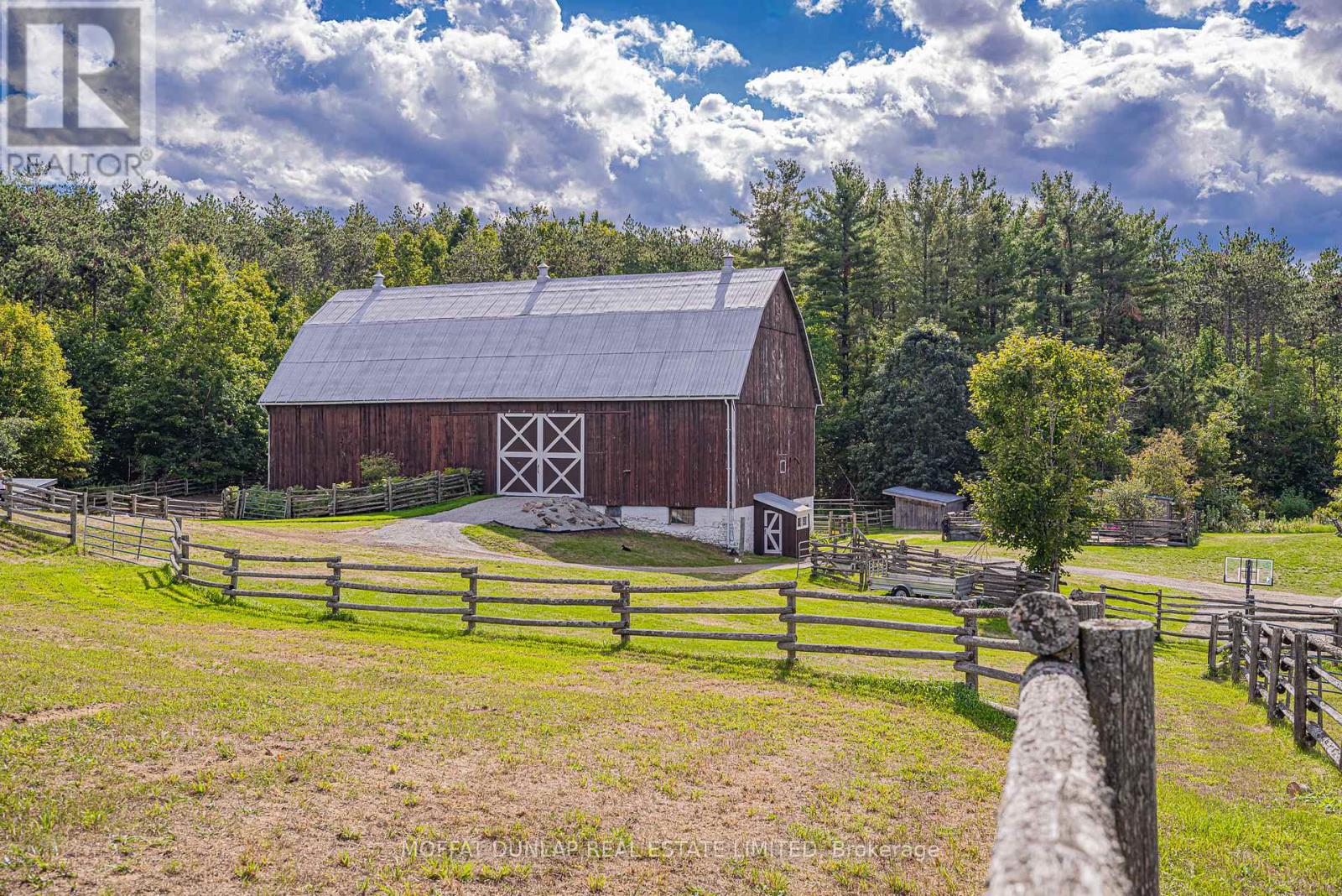 Photo 30 of 305 Bass Lake Side Road, Oromedonte ON