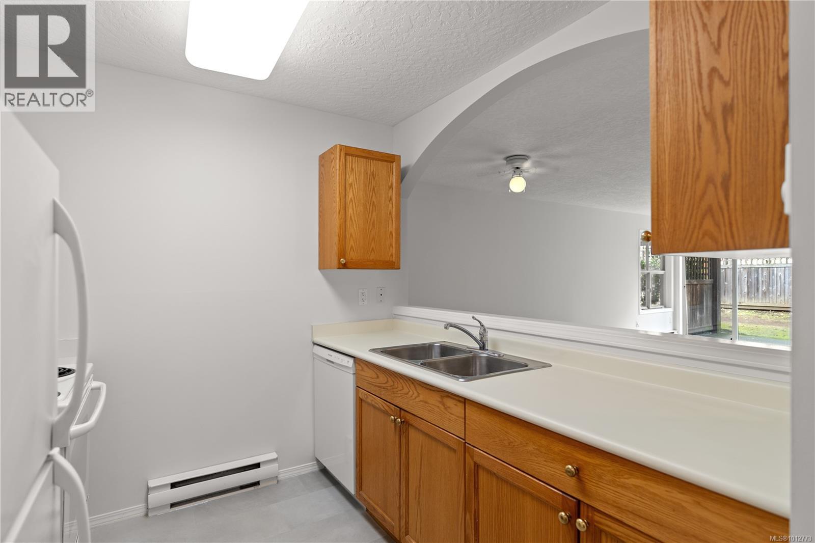 Photo 9 of 110 330 Brae Rd, Duncan BC