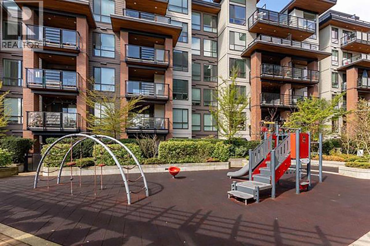 Photo 12 of 524 723 W 3rd Street, North Vancouver BC