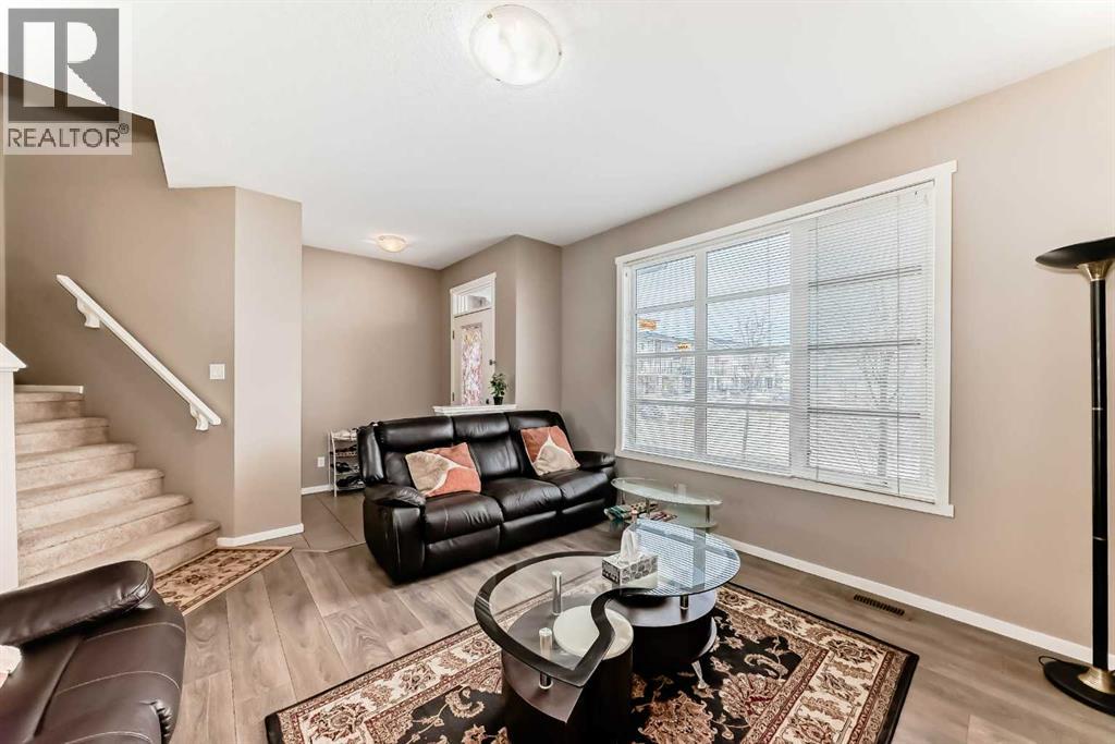 Photo 5 of 67 Savanna Street Ne, Calgary AB