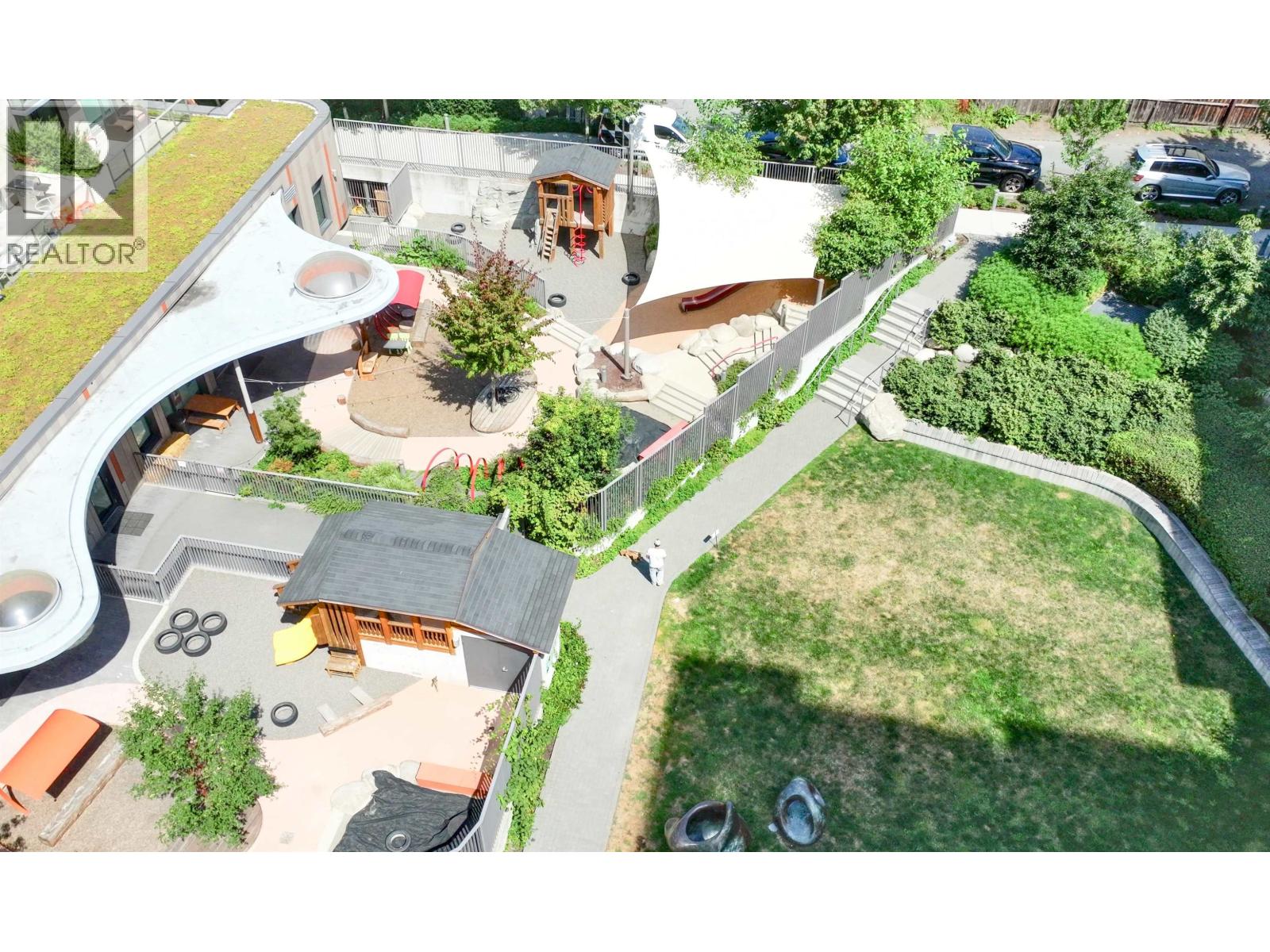 Photo 14 of 216 8181 Chester Street, Vancouver BC