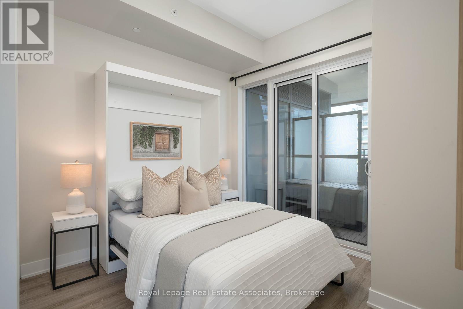 Photo 25 of 916 30 Shore Breeze Drive, Toronto ON