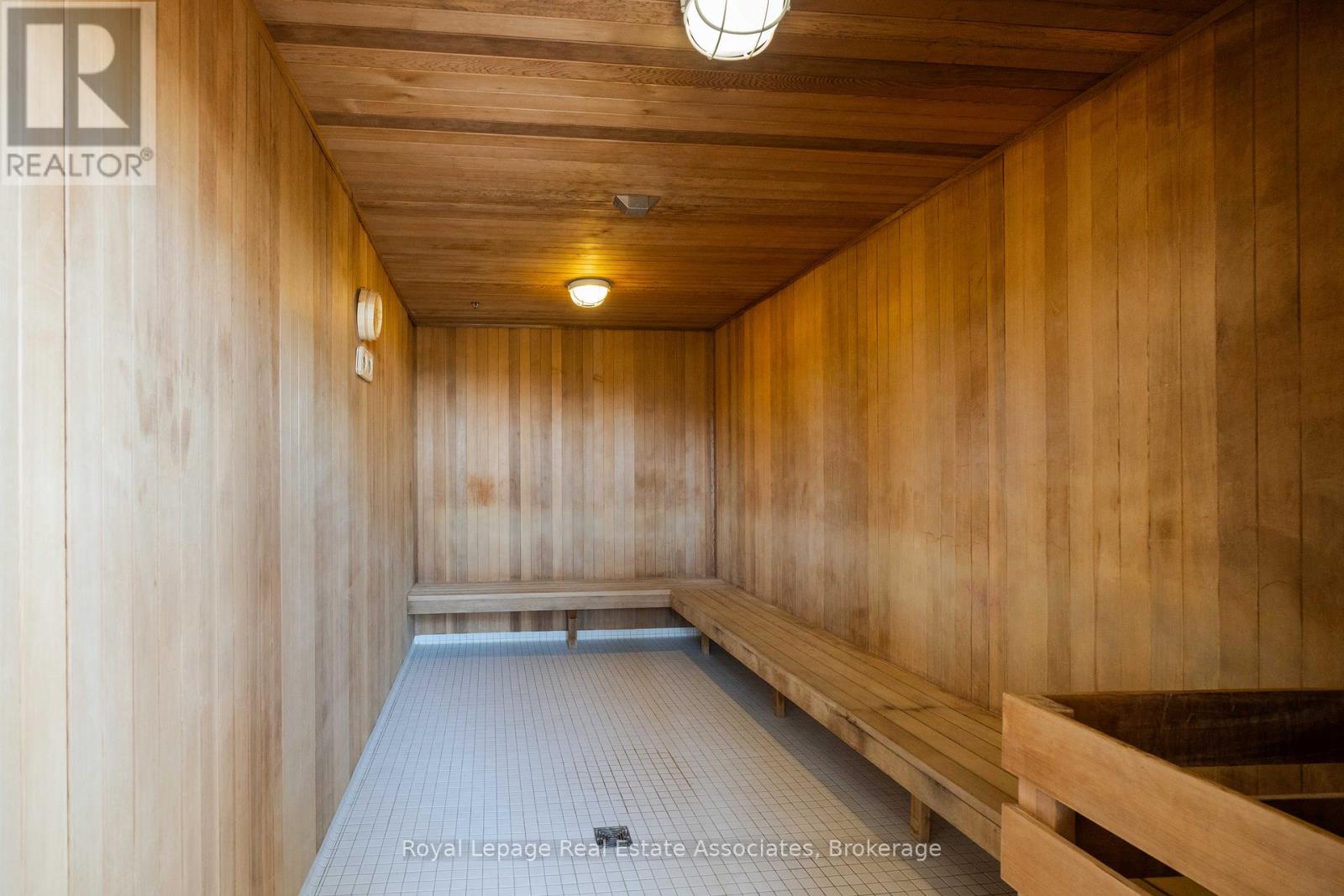 Photo 36 of 916 30 Shore Breeze Drive, Toronto ON