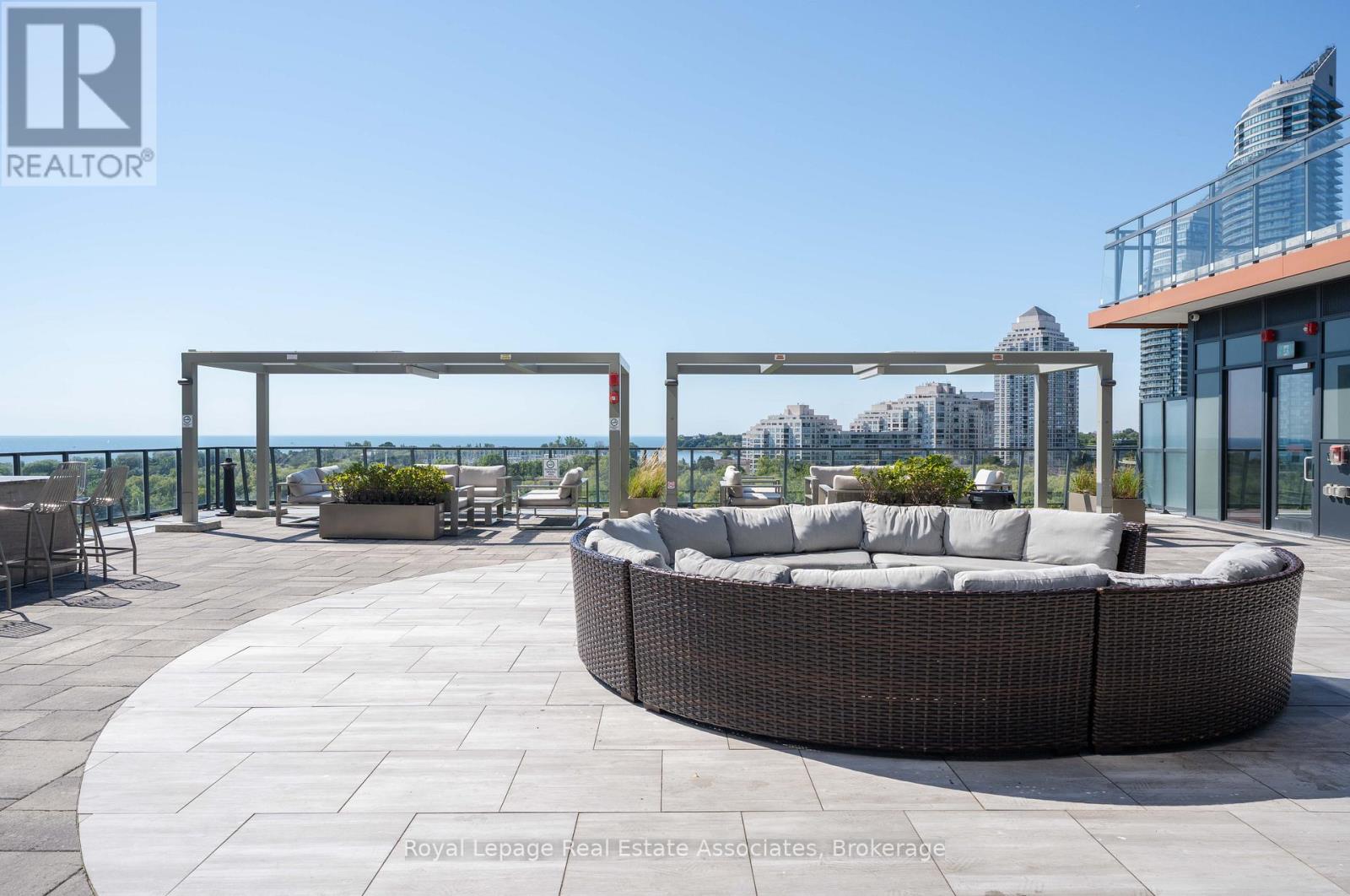 Photo 39 of 916 30 Shore Breeze Drive, Toronto ON