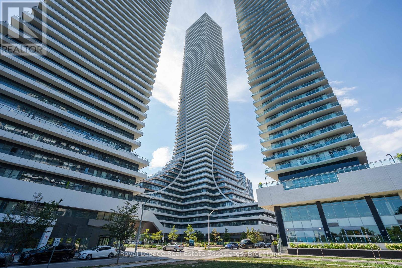Photo 47 of 916 30 Shore Breeze Drive, Toronto ON