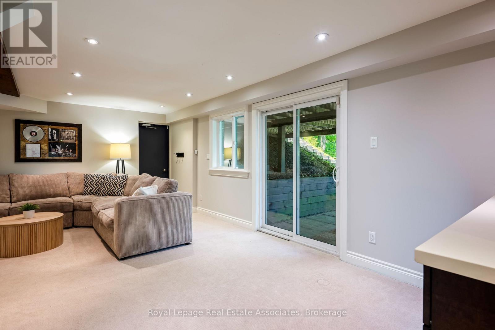 Photo 39 of 49 Wildwood Road, Halton Hills ON