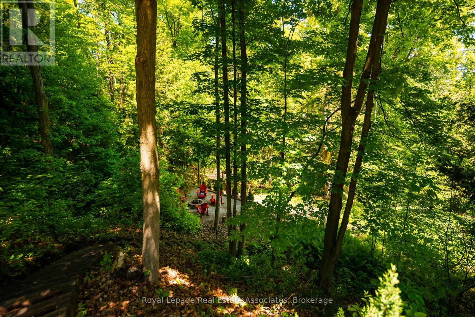Photo 47 of 49 Wildwood Road, Halton Hills ON