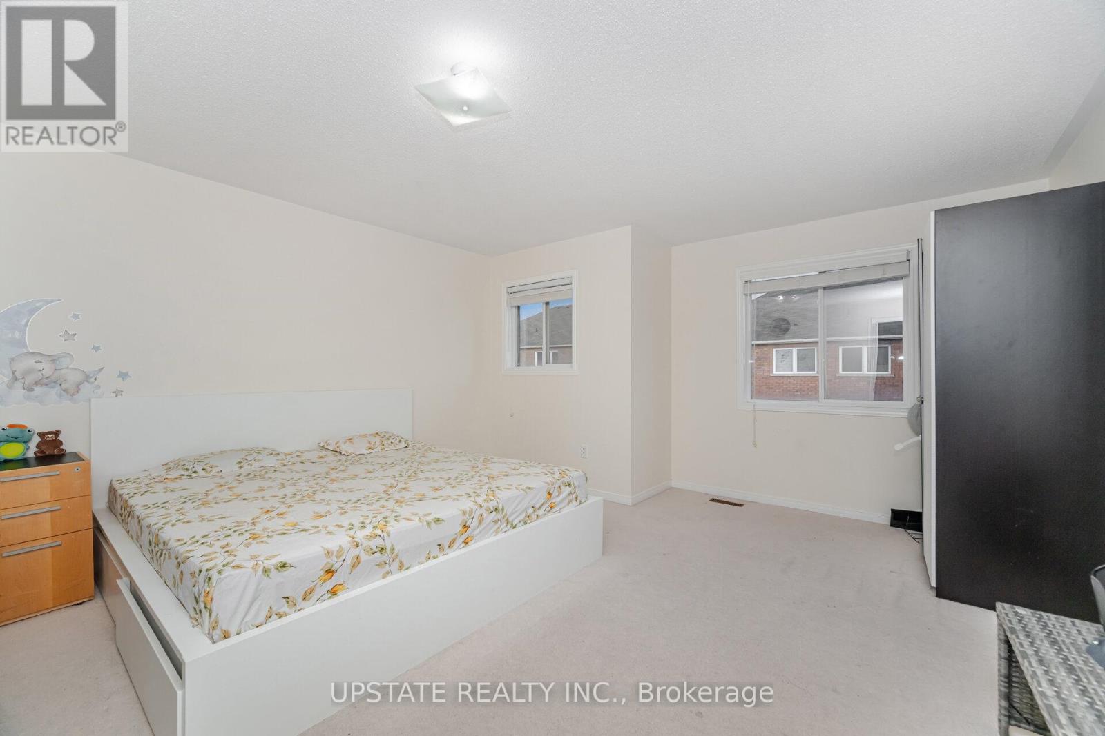 Photo 19 of 87 Sleightholme Crescent, Brampton ON