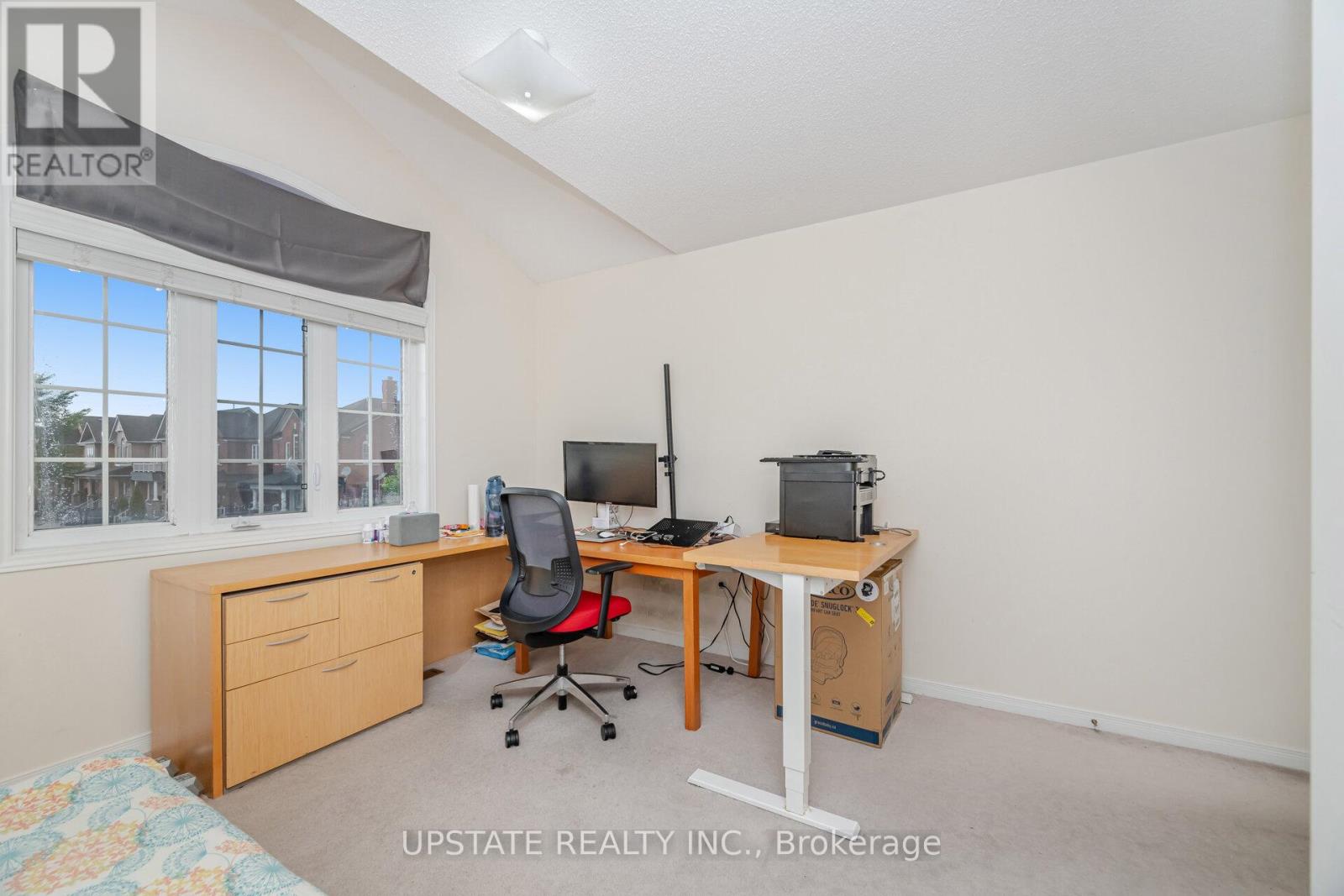 Photo 27 of 87 Sleightholme Crescent, Brampton ON