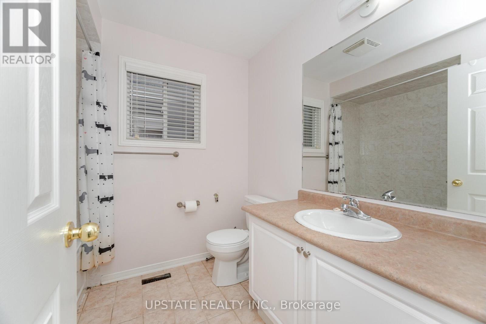 Photo 28 of 87 Sleightholme Crescent, Brampton ON