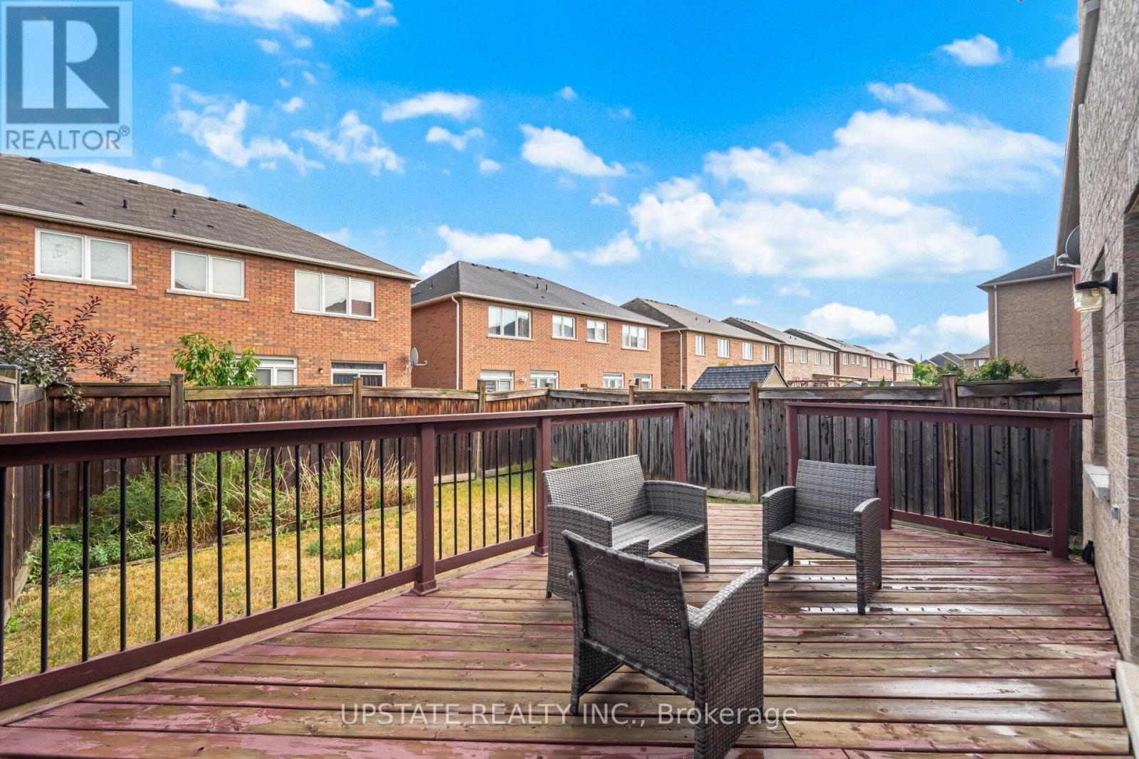 Photo 30 of 87 Sleightholme Crescent, Brampton ON