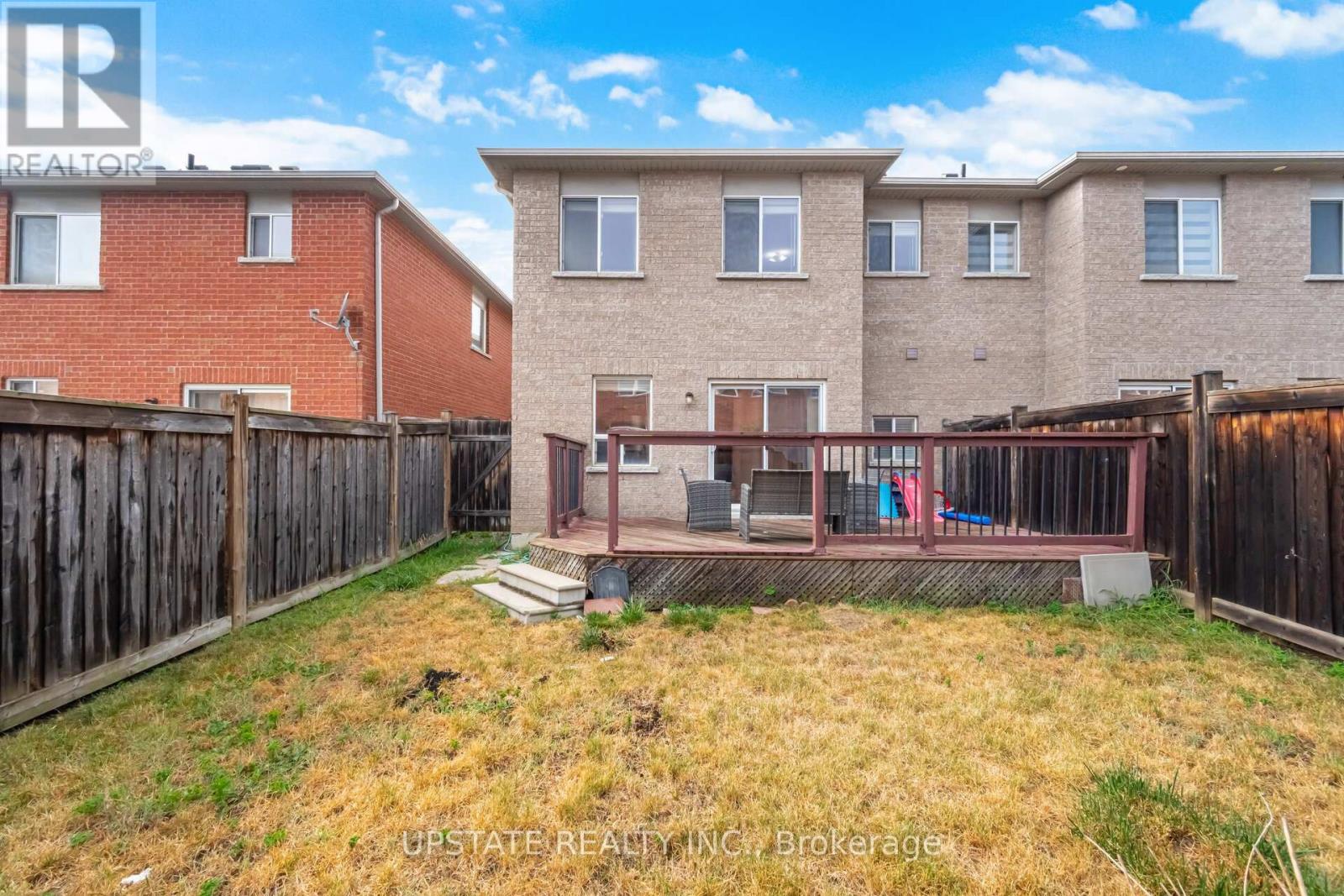 Photo 33 of 87 Sleightholme Crescent, Brampton ON