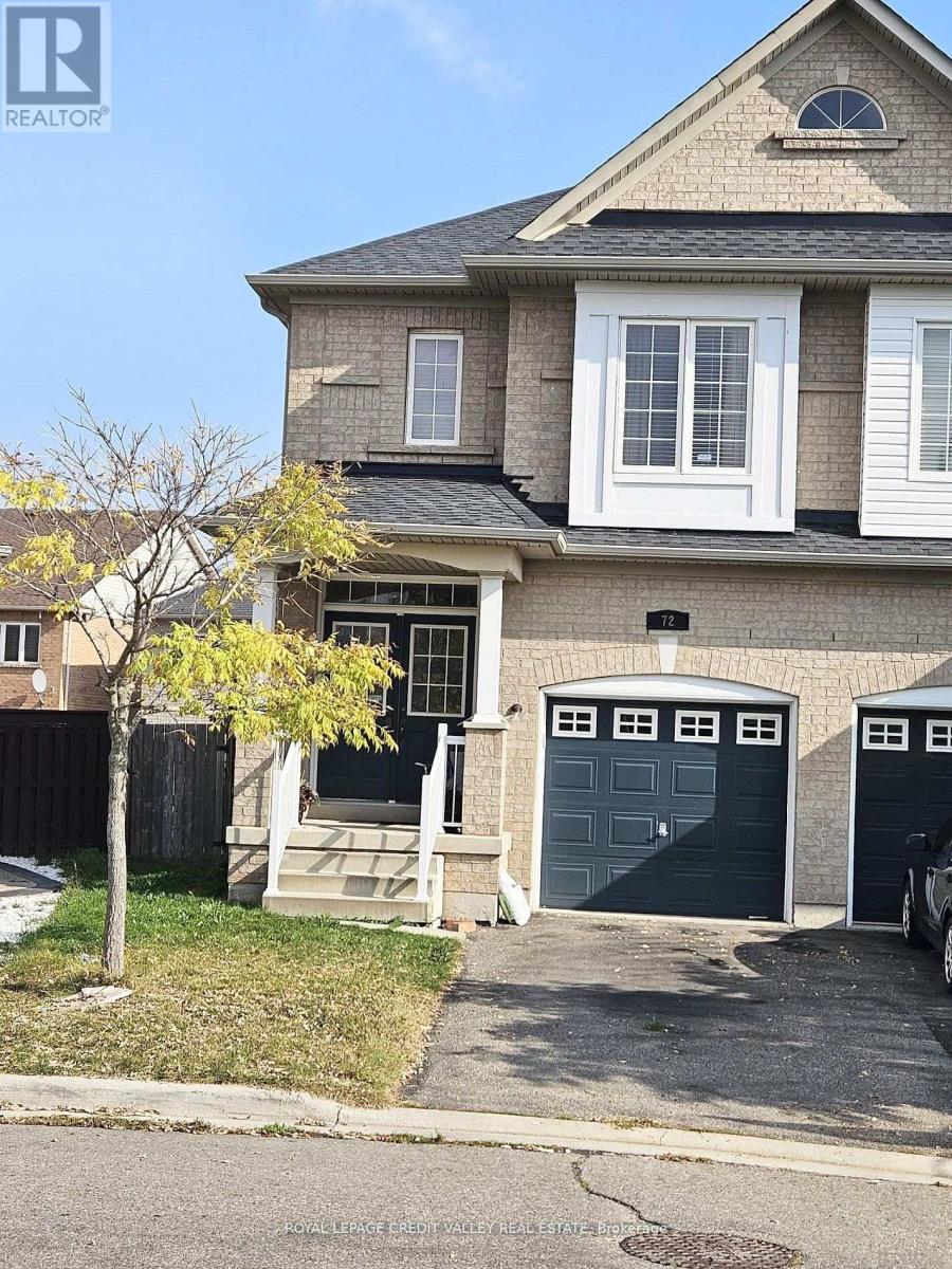 Photo 2 of 72 Kilrea Way, Brampton ON