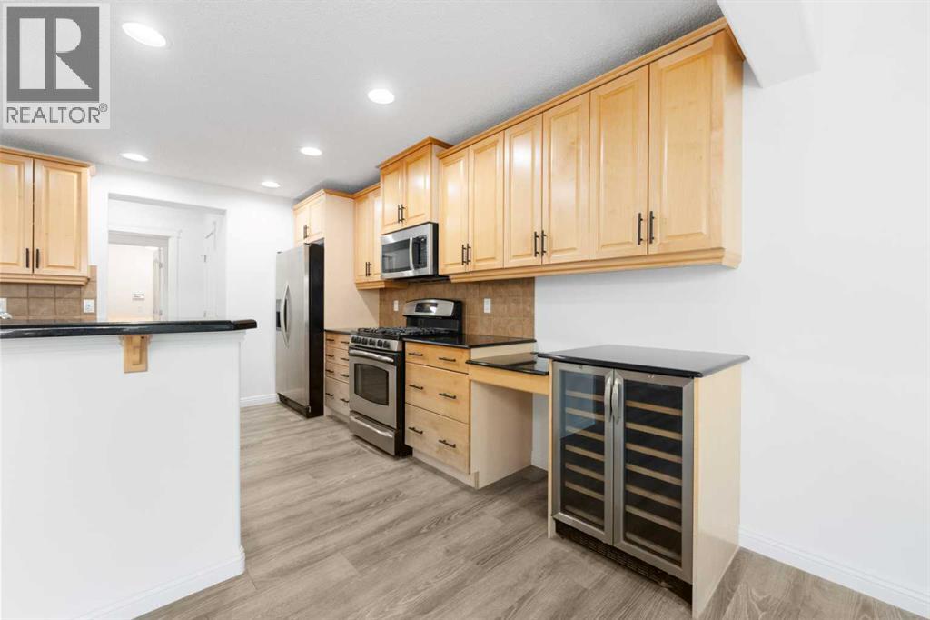 Photo 11 of 8 Auburn Bay Lane Se, Calgary AB