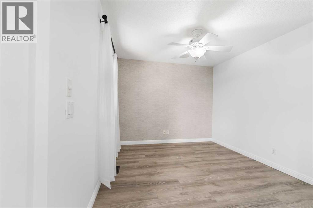 Photo 14 of 8 Auburn Bay Lane Se, Calgary AB
