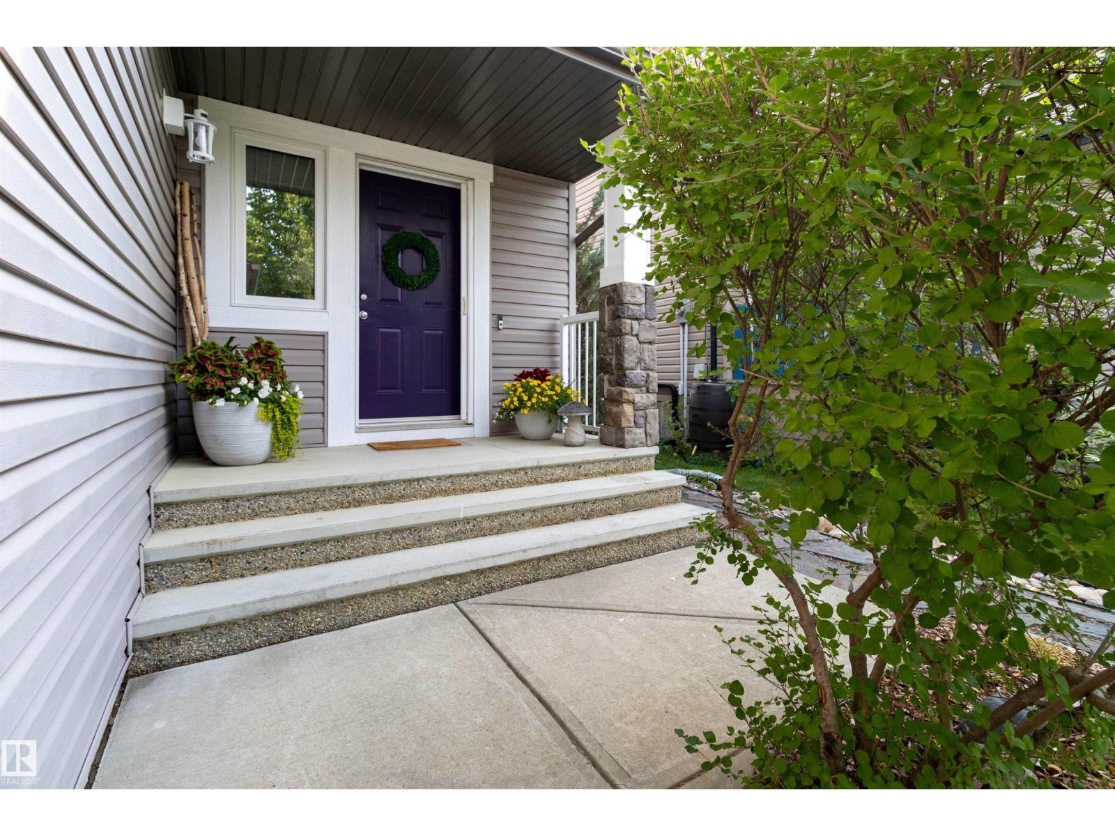 Photo 5 of 90 Carlyle Cr, Sherwood Park AB