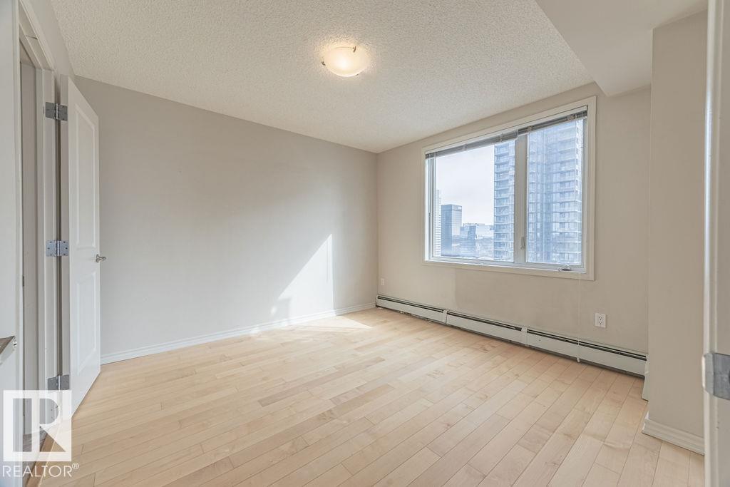 Photo 11 of 2301 10180 104 St Nw, Edmonton AB