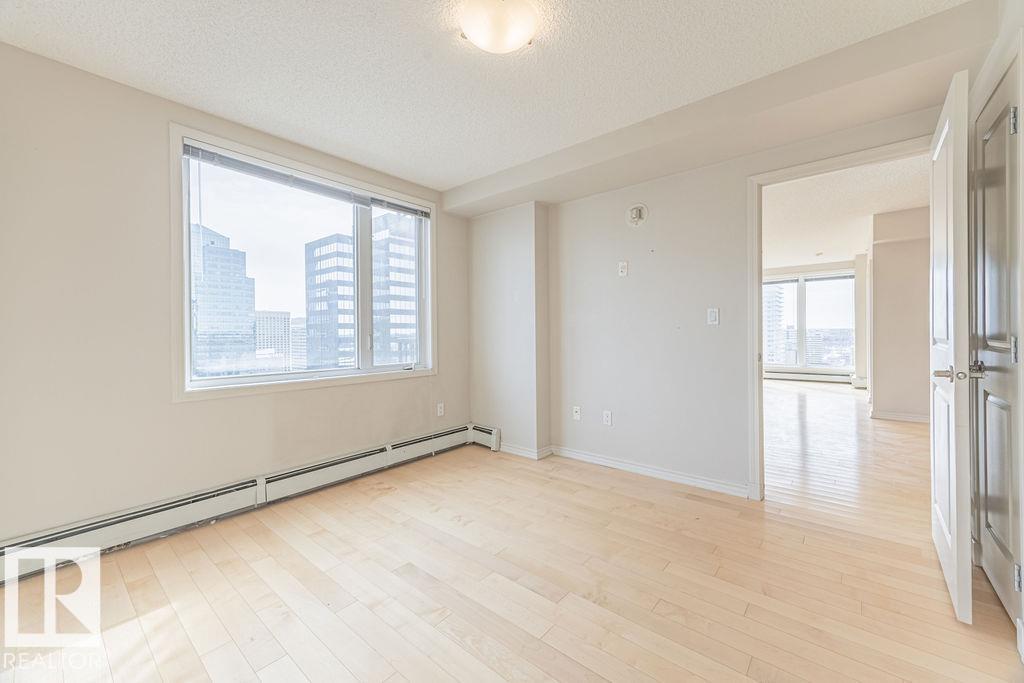 Photo 12 of 2301 10180 104 St Nw, Edmonton AB