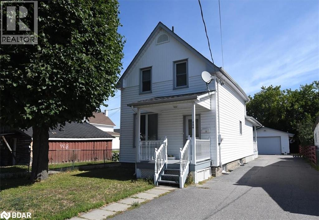 Photo 1 of 266 Sixth Avenue W, North Bay ON