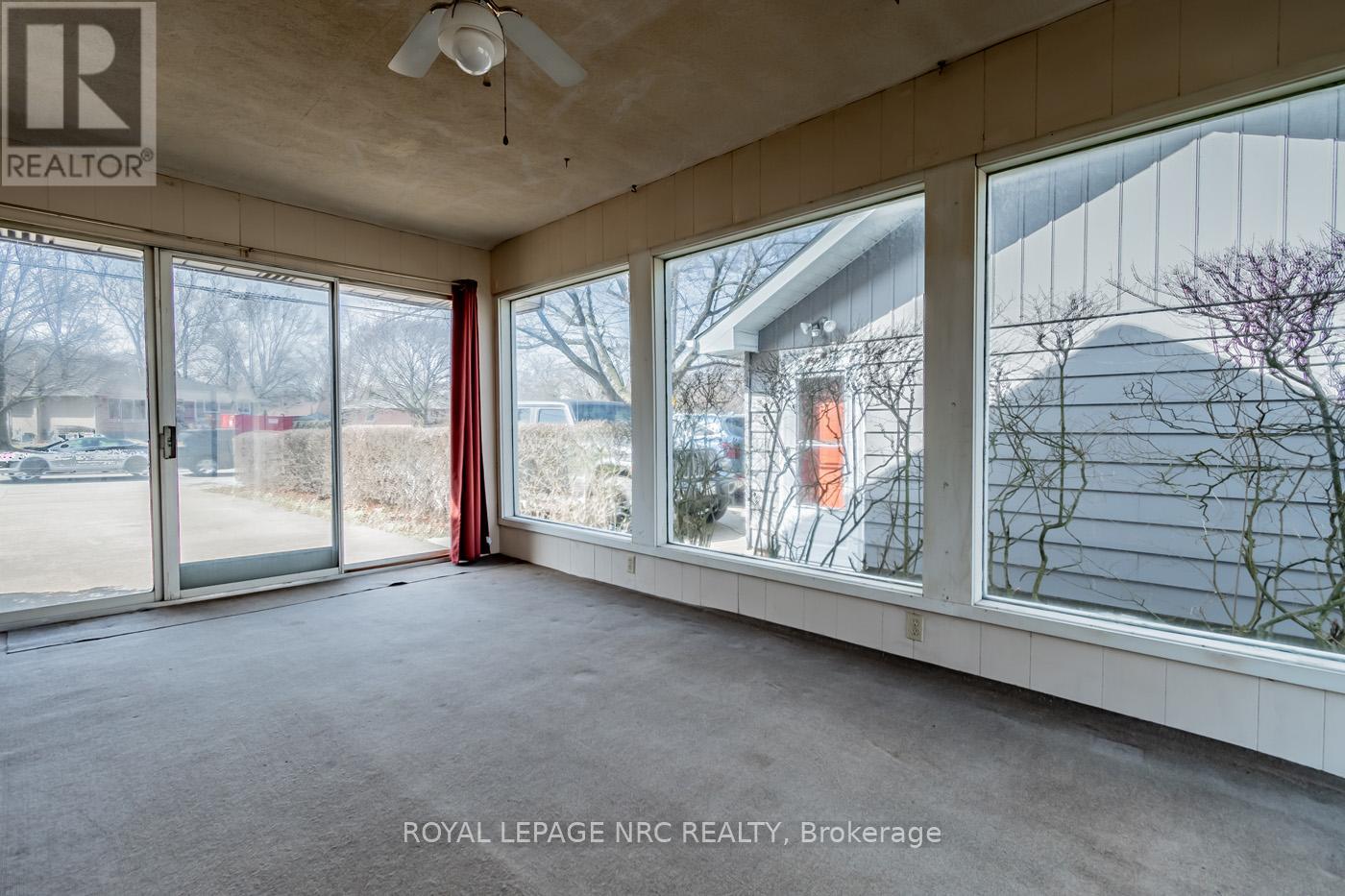 Photo 11 of 189 Glendale Avenue, St Catharines ON