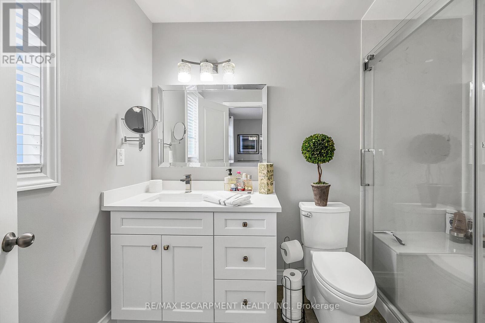 Photo 30 of 8 99 Panabaker Drive, Hamilton ON