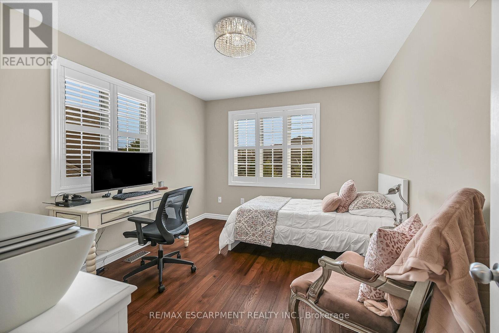 Photo 34 of 8 99 Panabaker Drive, Hamilton ON