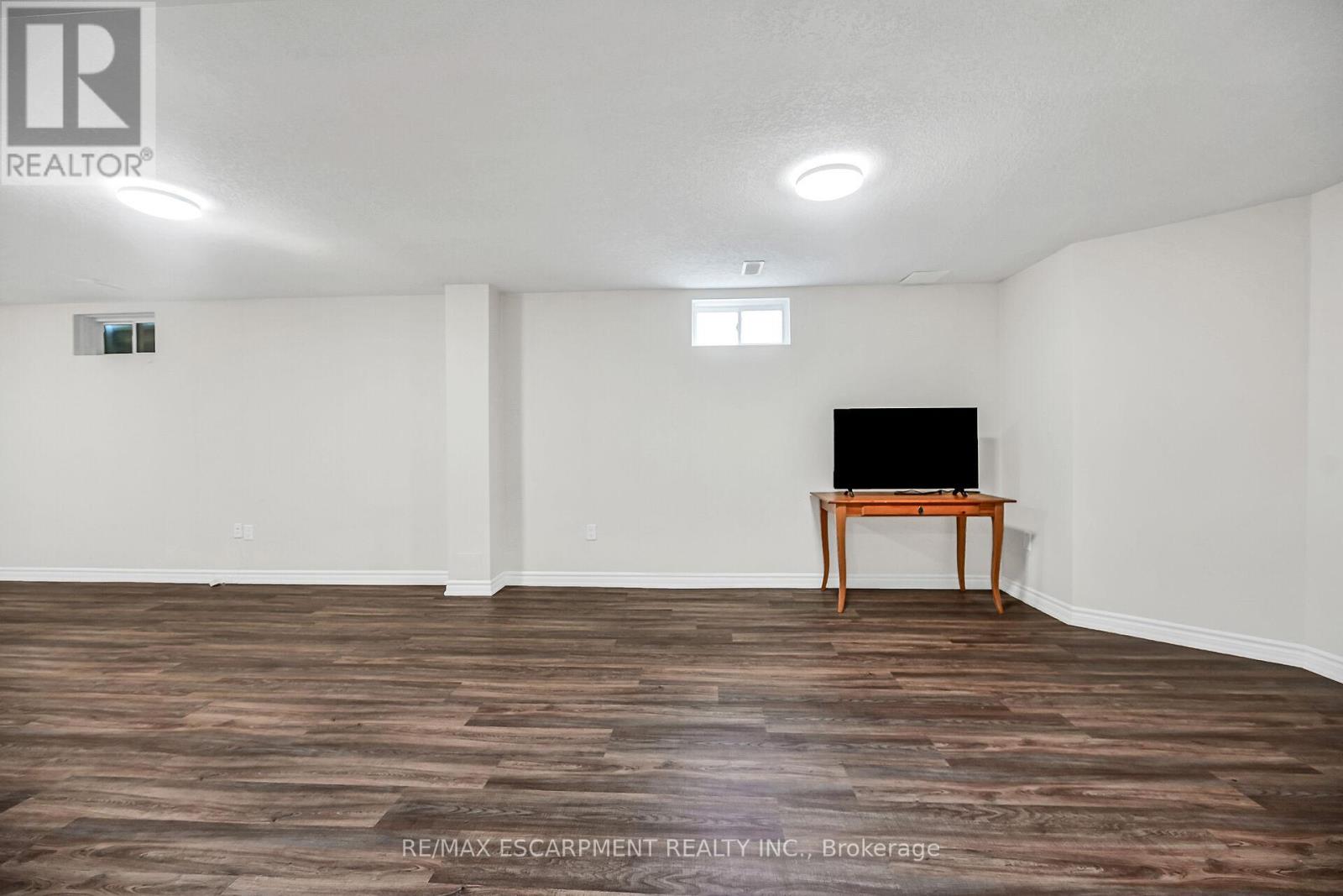 Photo 38 of 8 99 Panabaker Drive, Hamilton ON