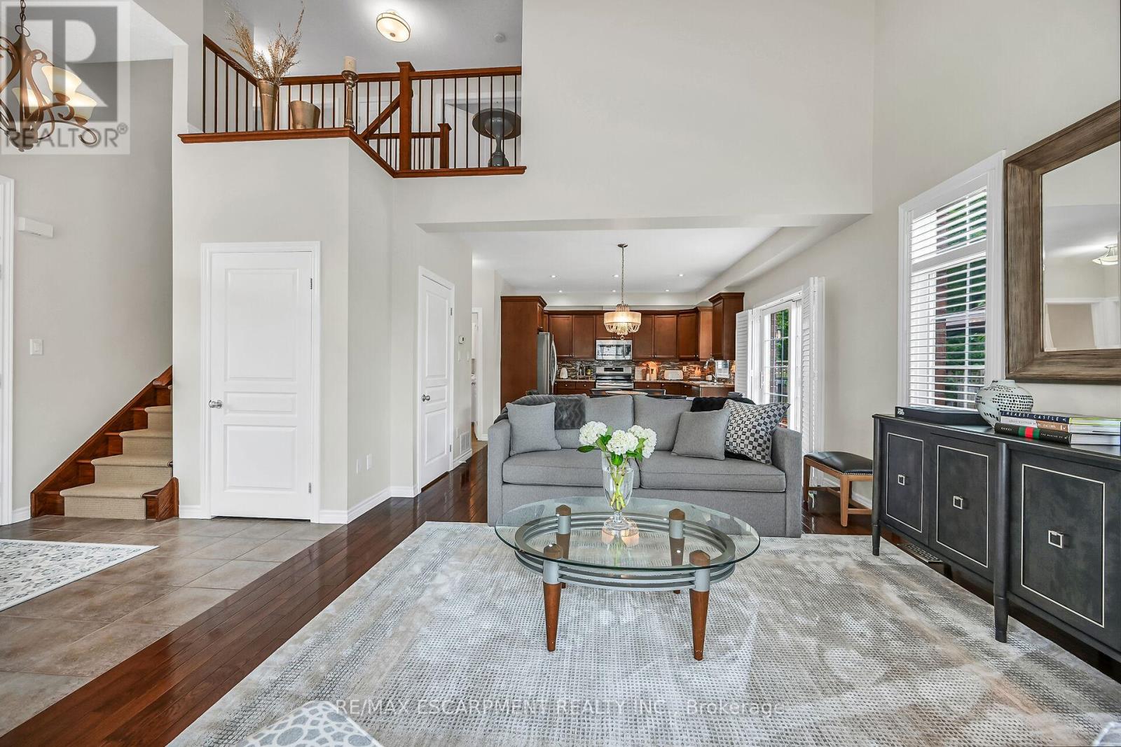 Photo 9 of 8 99 Panabaker Drive, Hamilton ON