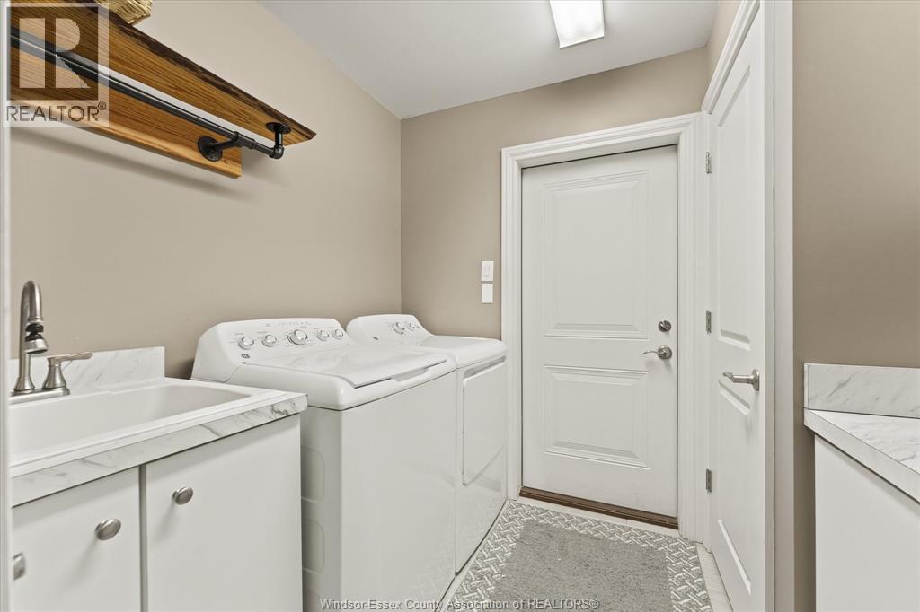 Photo 11 of 4601 8th Concession, Windsor ON
