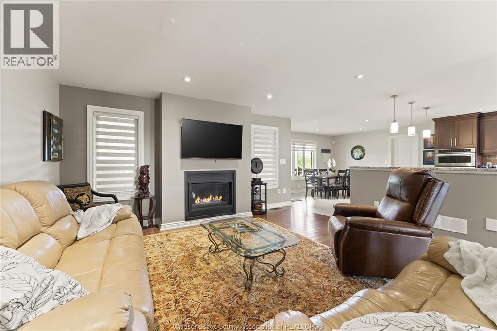 Photo 15 of 4601 8th Concession, Windsor ON