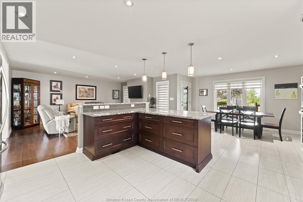 Photo 20 of 4601 8th Concession, Windsor ON