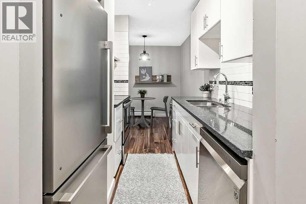 Photo 11 of 7 1607 26 Avenue Sw, Calgary AB