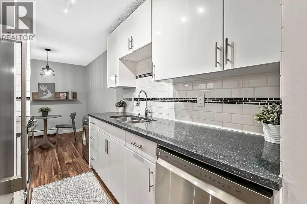 Photo 12 of 7 1607 26 Avenue Sw, Calgary AB