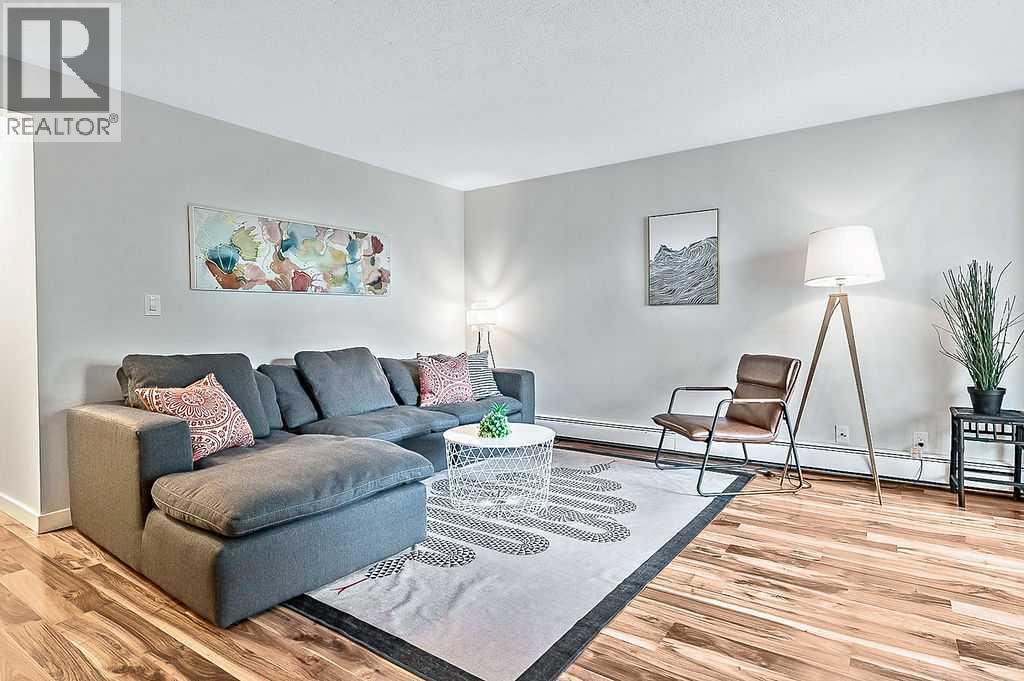 Photo 7 of 7 1607 26 Avenue Sw, Calgary AB