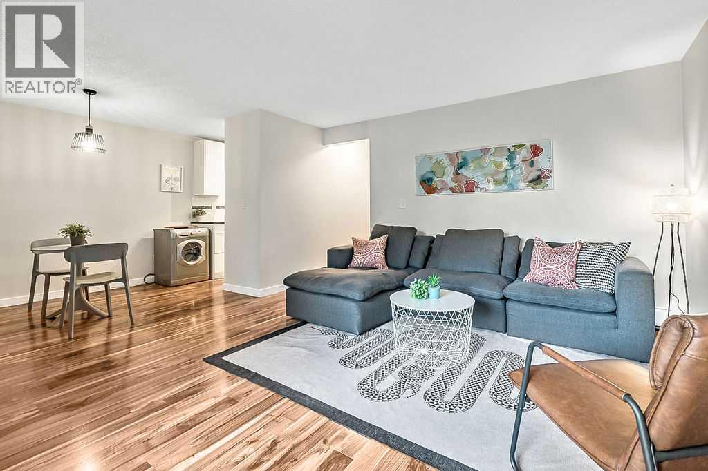 Photo 9 of 7 1607 26 Avenue Sw, Calgary AB