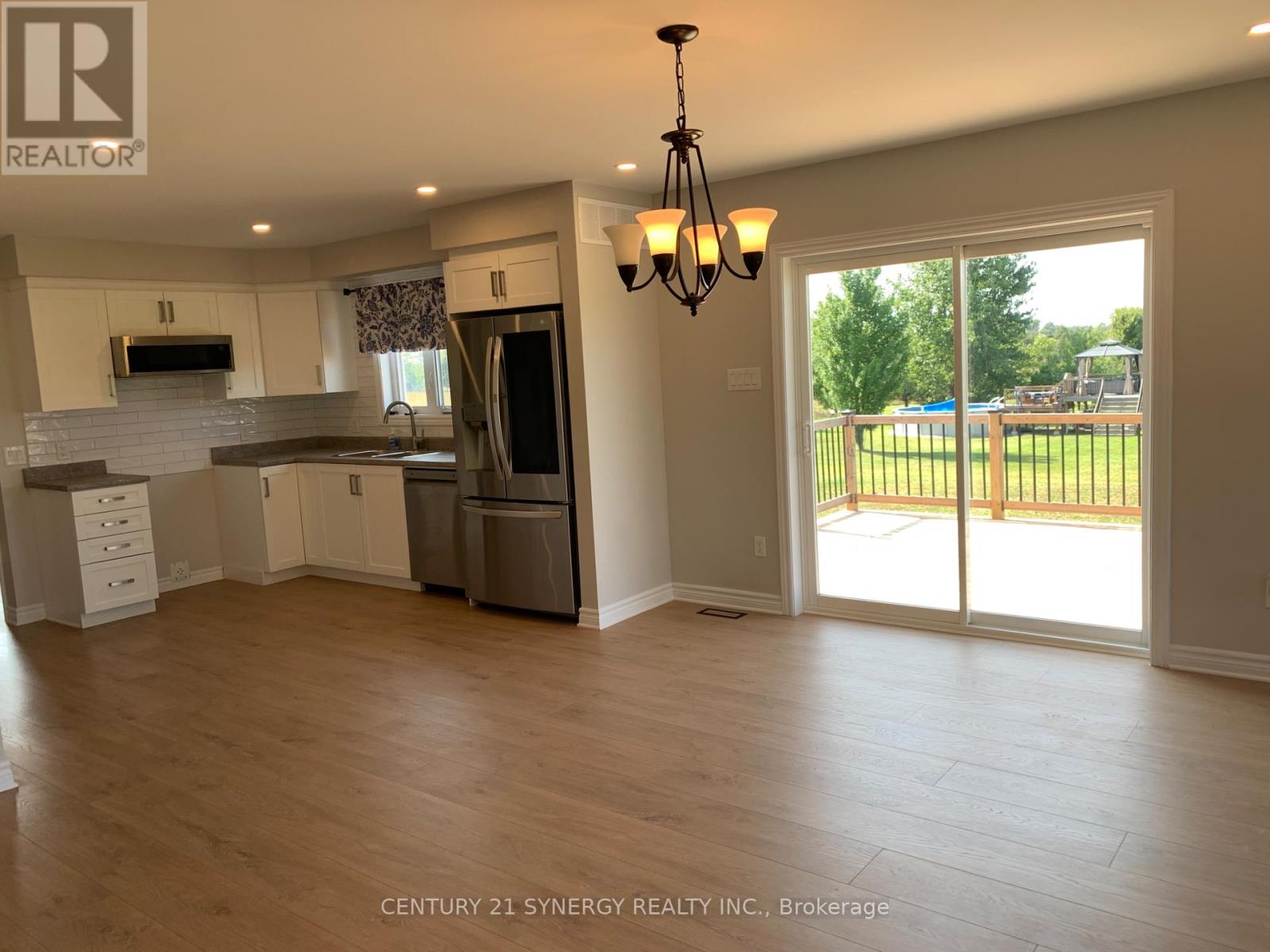 Photo 10 of 987 Matheson Drive, Montague ON