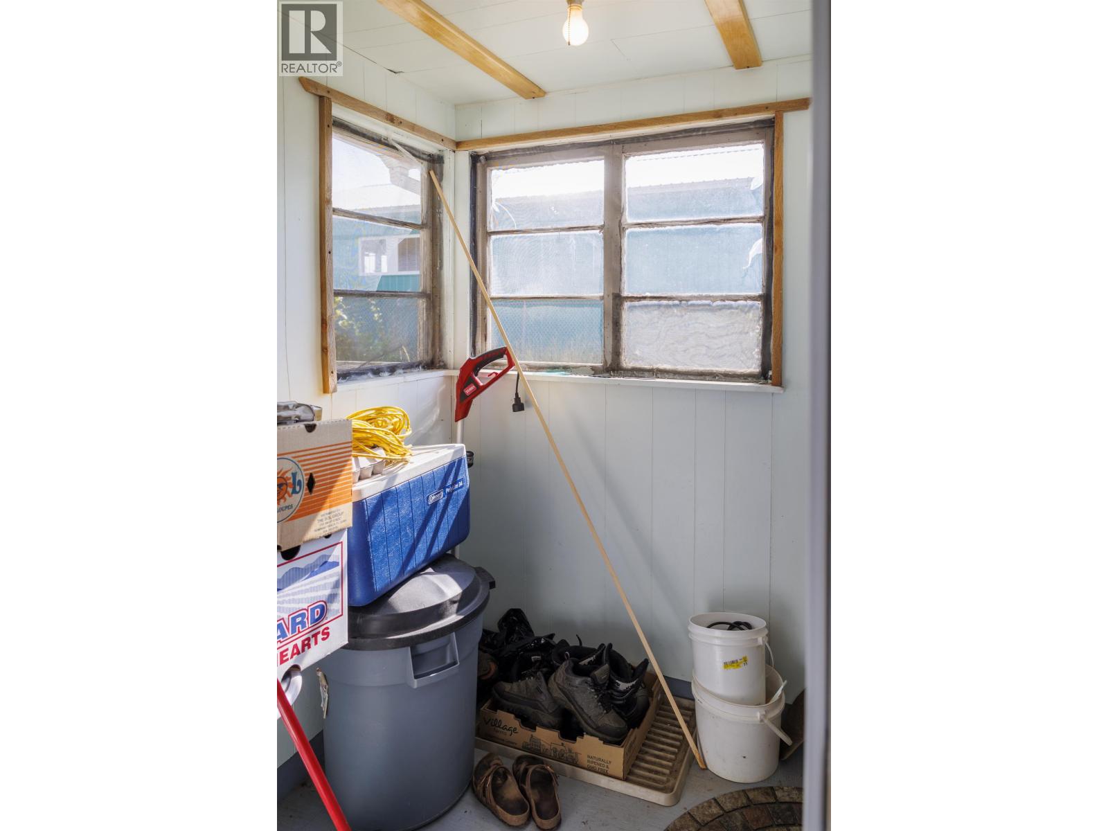 861 2ND AVENUE, McBride